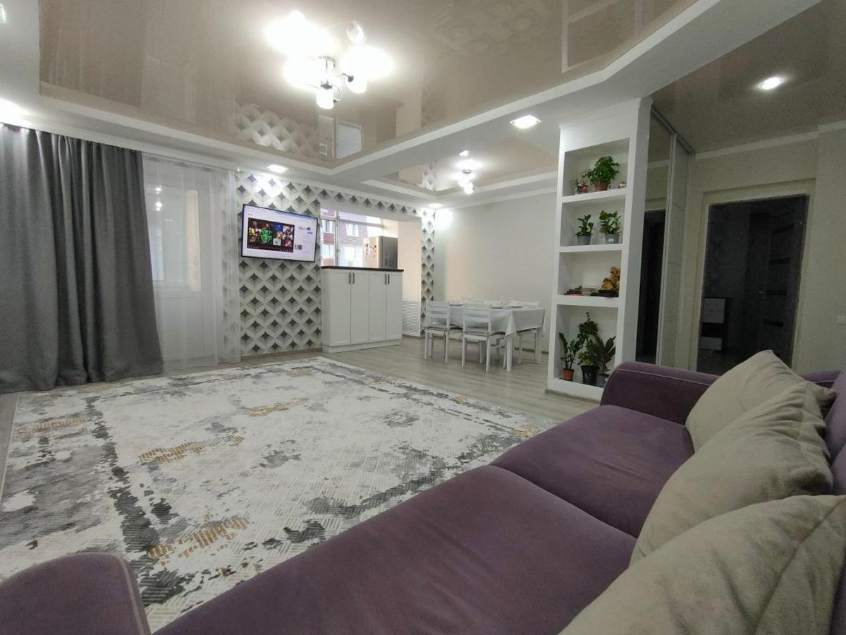 Отличная Двухкомнатная Квартира-Студия 70Кв Oral Exterior foto